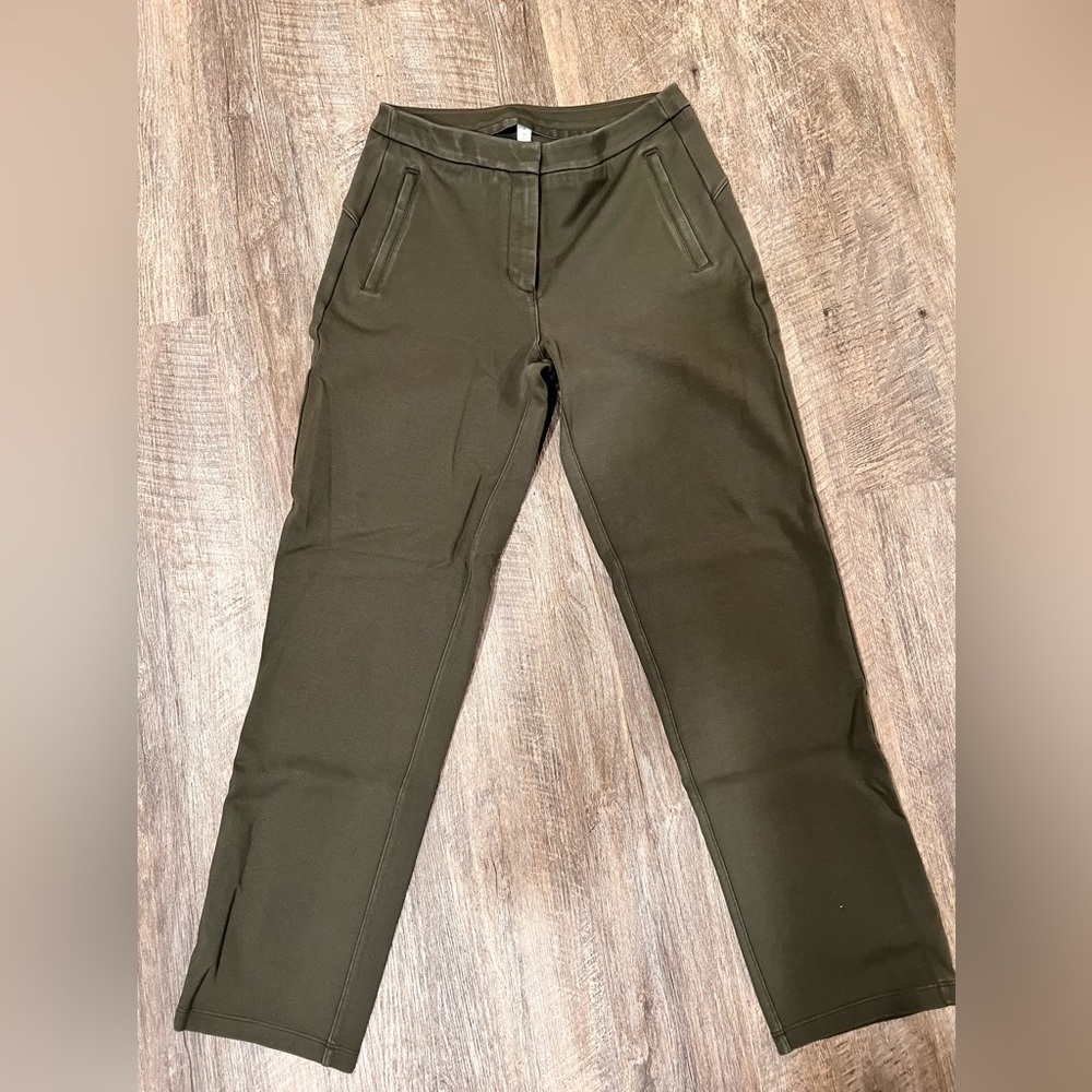 Womens Lululemon On The Move Pant Size 4 Olive green